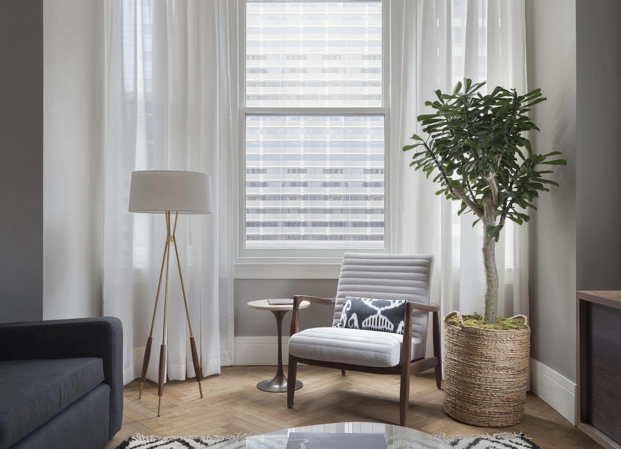 Roost Rittenhouse 4*